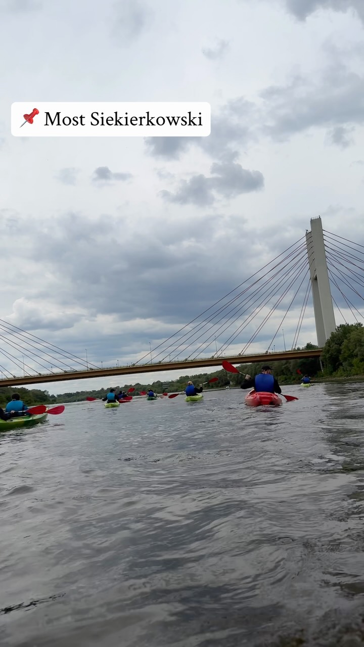 Chodź na kajak 🌥️👌  #chodznakajak #kajakwstolicy #wisła #warszawa #kajaki